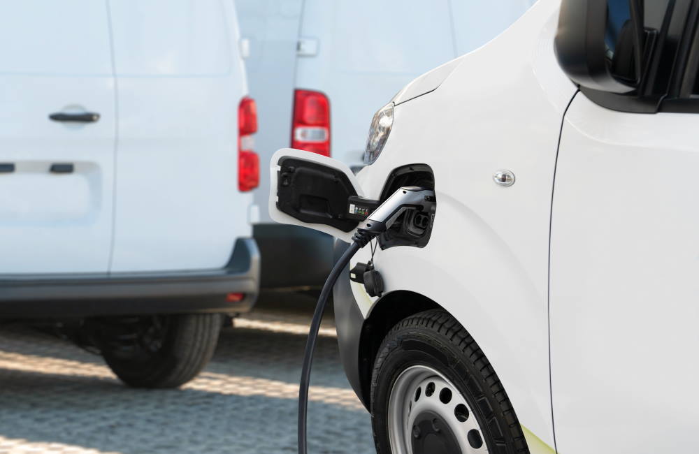 Effective EV Fleet Safety for Drivers | Electric Vehicle Safety Tips