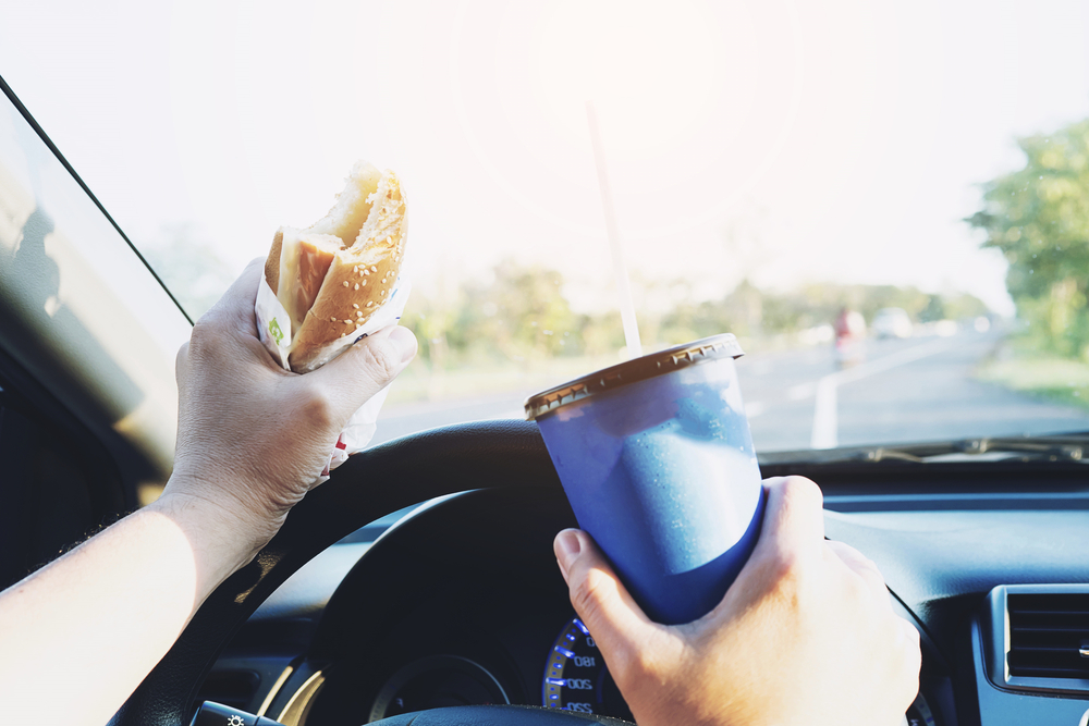 eating while driving